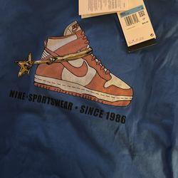 Nike t-shirt