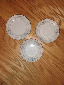 Fine Porcelain dishes***Diane