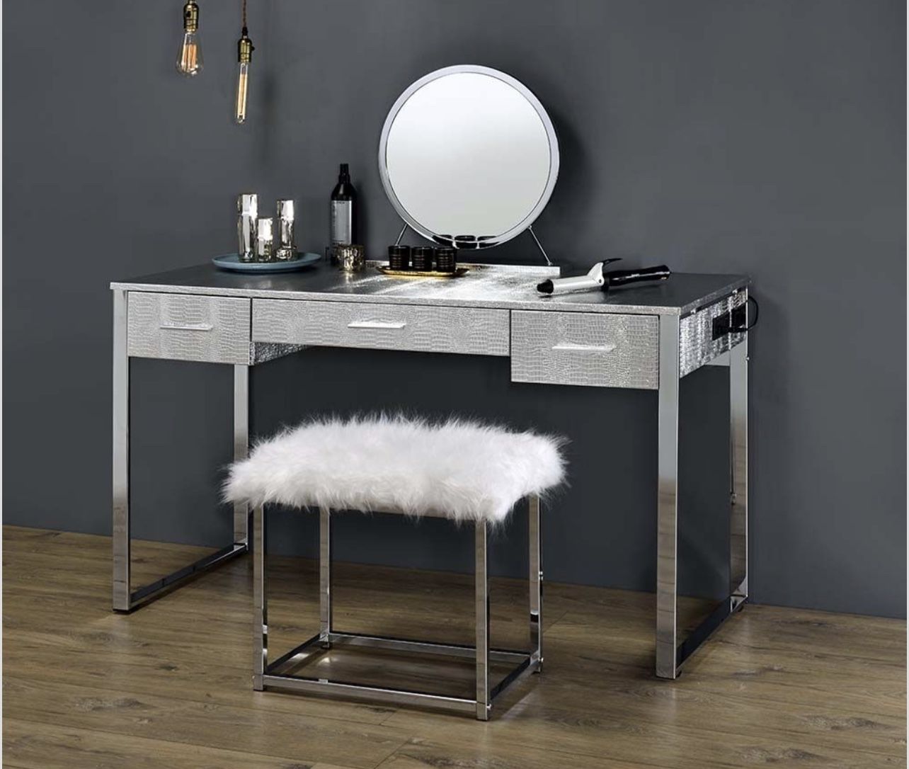 Brand New Vanity Makeup Desk