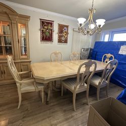 Duncan Phyfe Style Dining Table Chairs