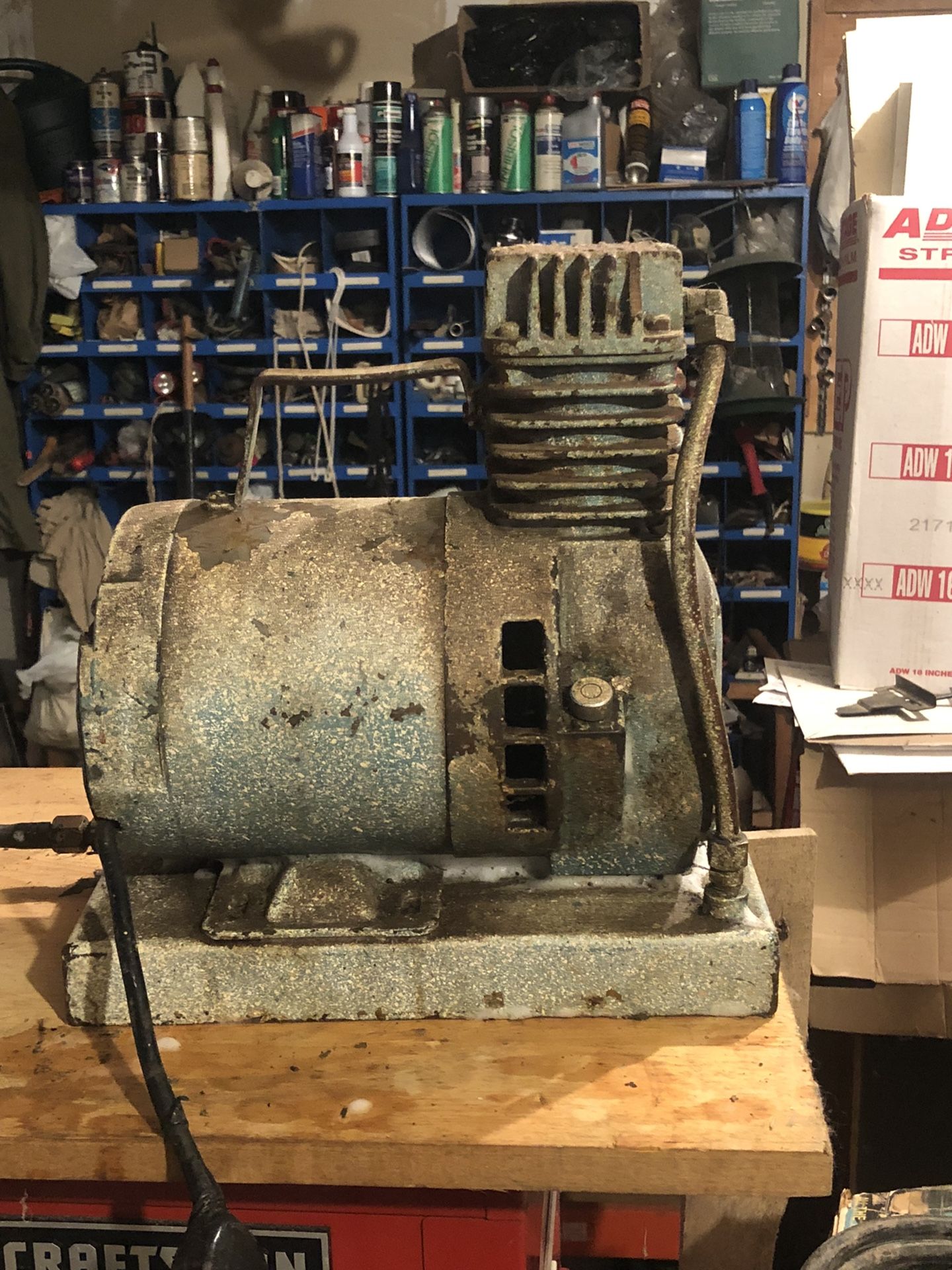 Air Compressor/Piston Sprayer-vintage Wards Powr Kraft