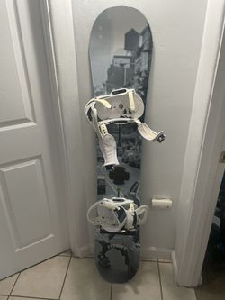 Burton Joystick Snowboard 154 for Sale in San Diego, CA - OfferUp