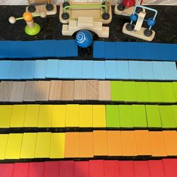 Hape Wooden Dynamo Dominoes Building Block Toy Set