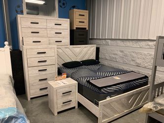 Bedroom Set In Stock For Fast Delivery 