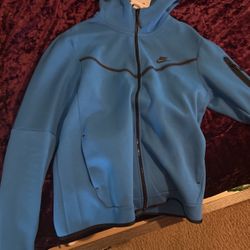 Blue Nike Tech Fleece Top
