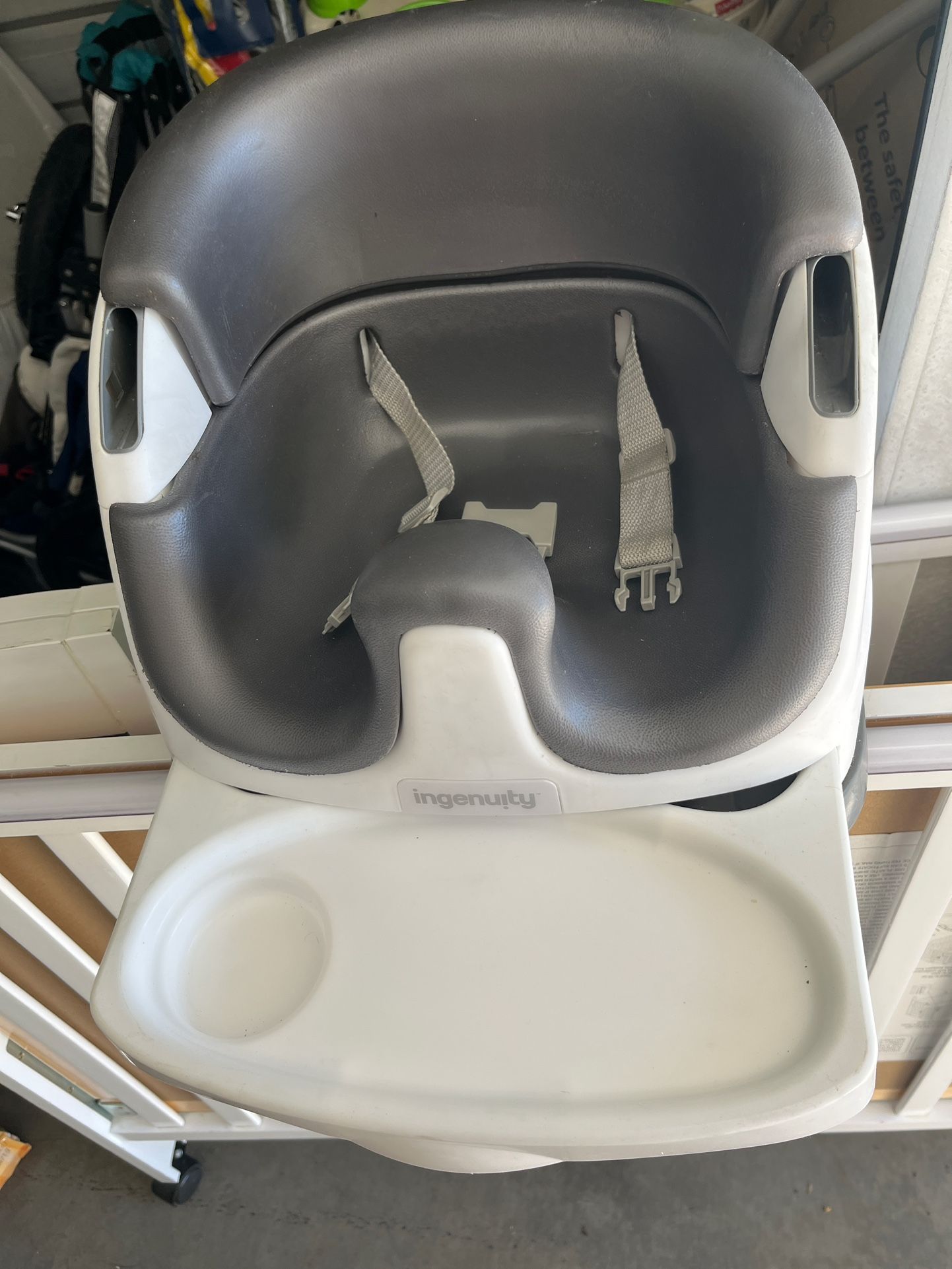Ingenuity Baby Base 2in1 Booster Seat