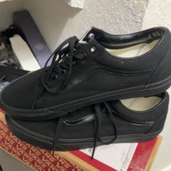 old skool black vans size 11.5 in men