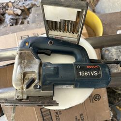 Sabre saw