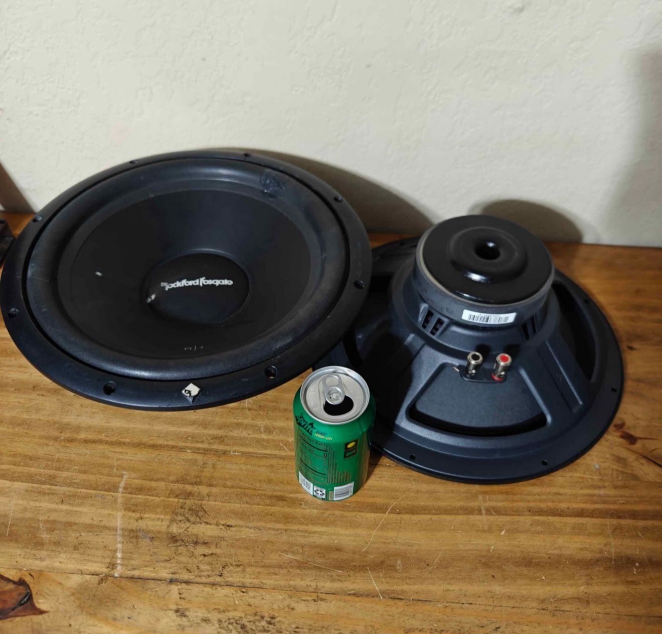 Pair Rockford Fosgate R1S4-12 12" 300W Car Subwoofers 4 Ohm Single Voice Coil R1 Series