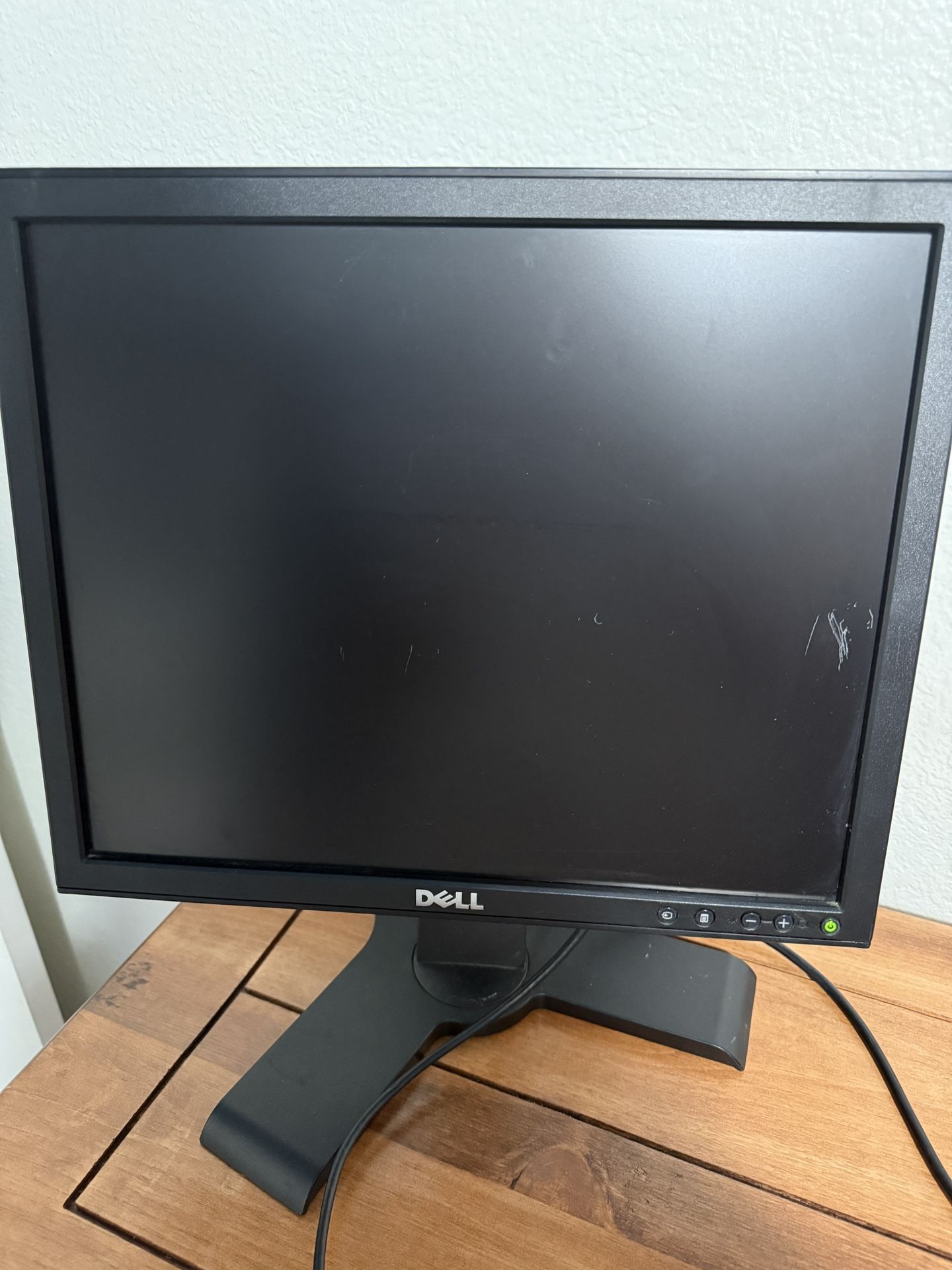 Extra Monitor With Cabels