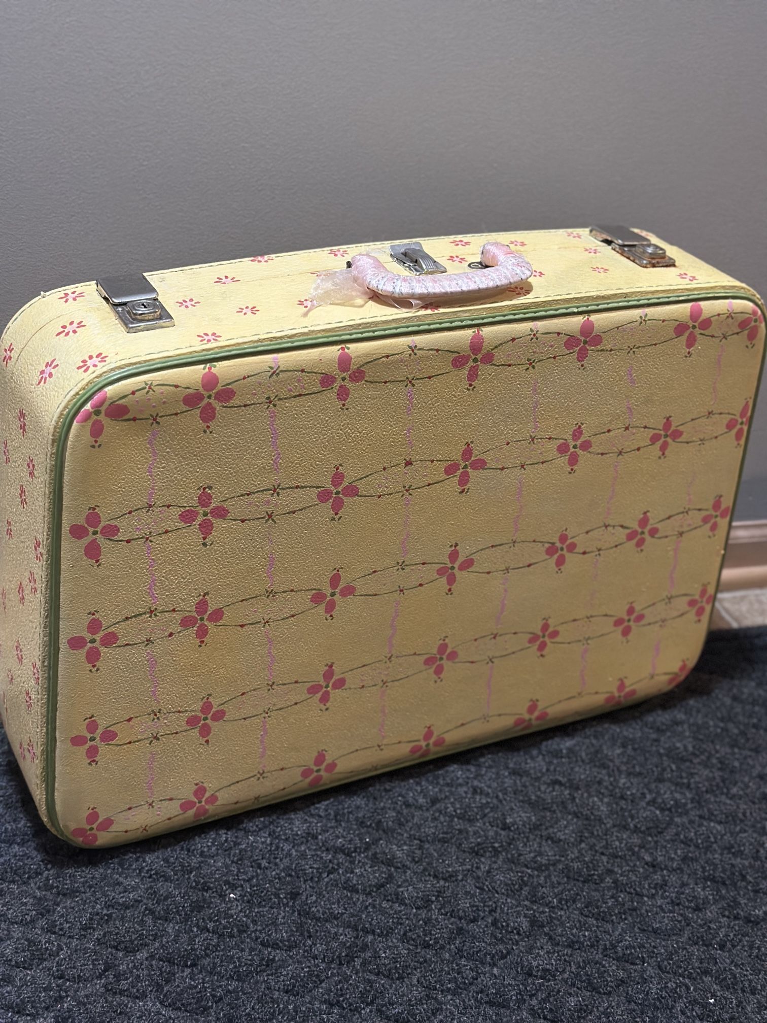 Vintage Suitcase Customized Hand-Painted Luggage