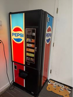 Vintage (1980’s) Pepsi vending machine