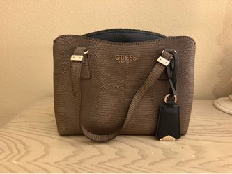 Guess purse