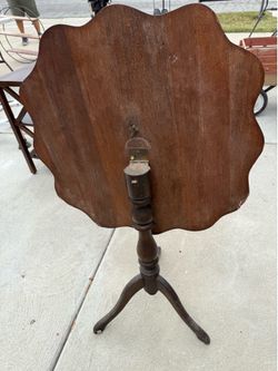 Vintage tilt top side table