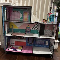 Colorful LOL Dollhouse