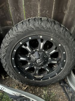 Truck Tires SUV Rim And Tire Toyota Tacoma 20 Inch Rim Off Load Tire