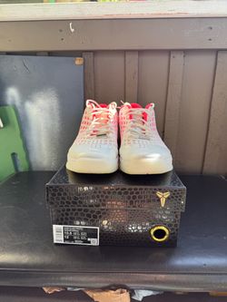Kobe 3 low WNBA size 10.5