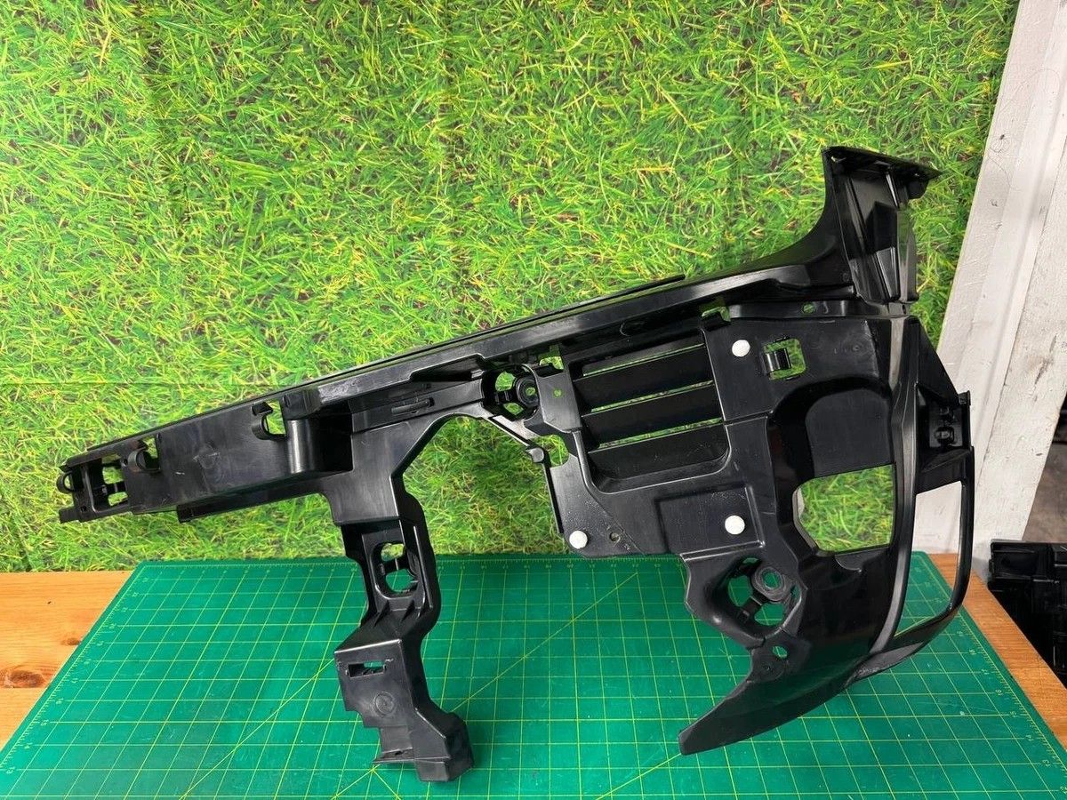 16-19 MINI COOPER CLUBMAN F54 REAR BUMPER RIGHT SIDE SUPPORT BRACKET OEM