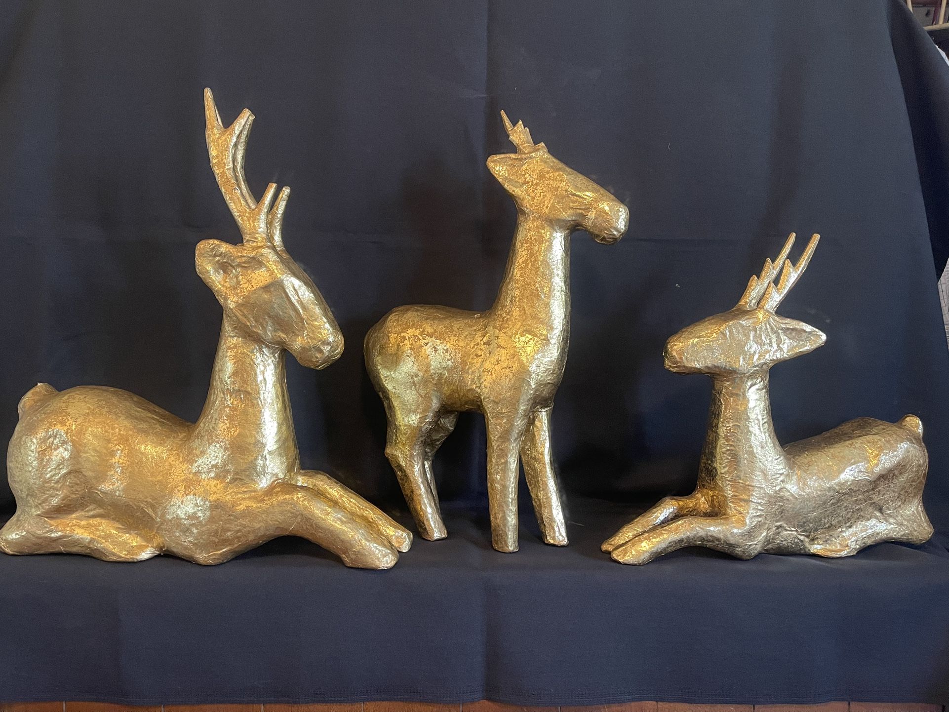SET OF 3 VINTAGE LARGE GOLD PAPER MACHE CHRISTMAS REINDEER MANTLE FIGURINES
