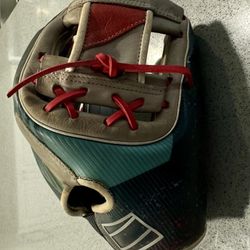 $175 OBO Lindor baseball glove 11.5 relaced and conditioned 