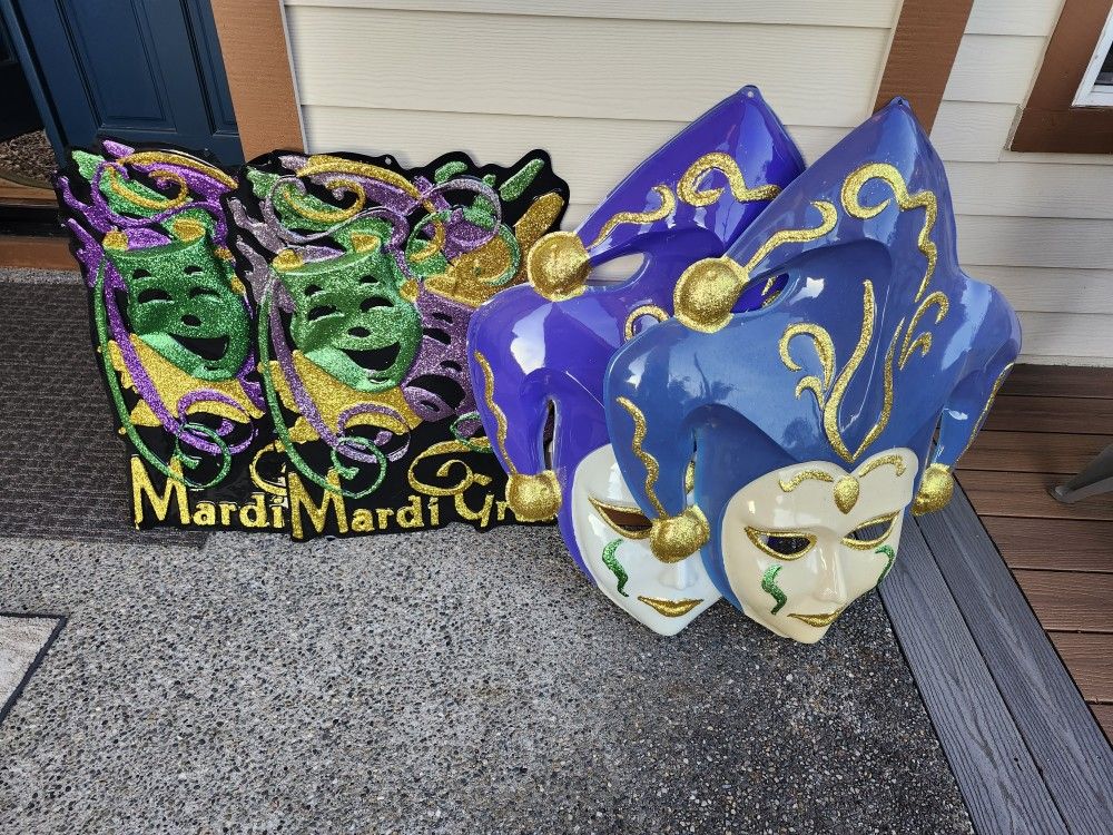 Pride Parade Party Marti Gras Decor