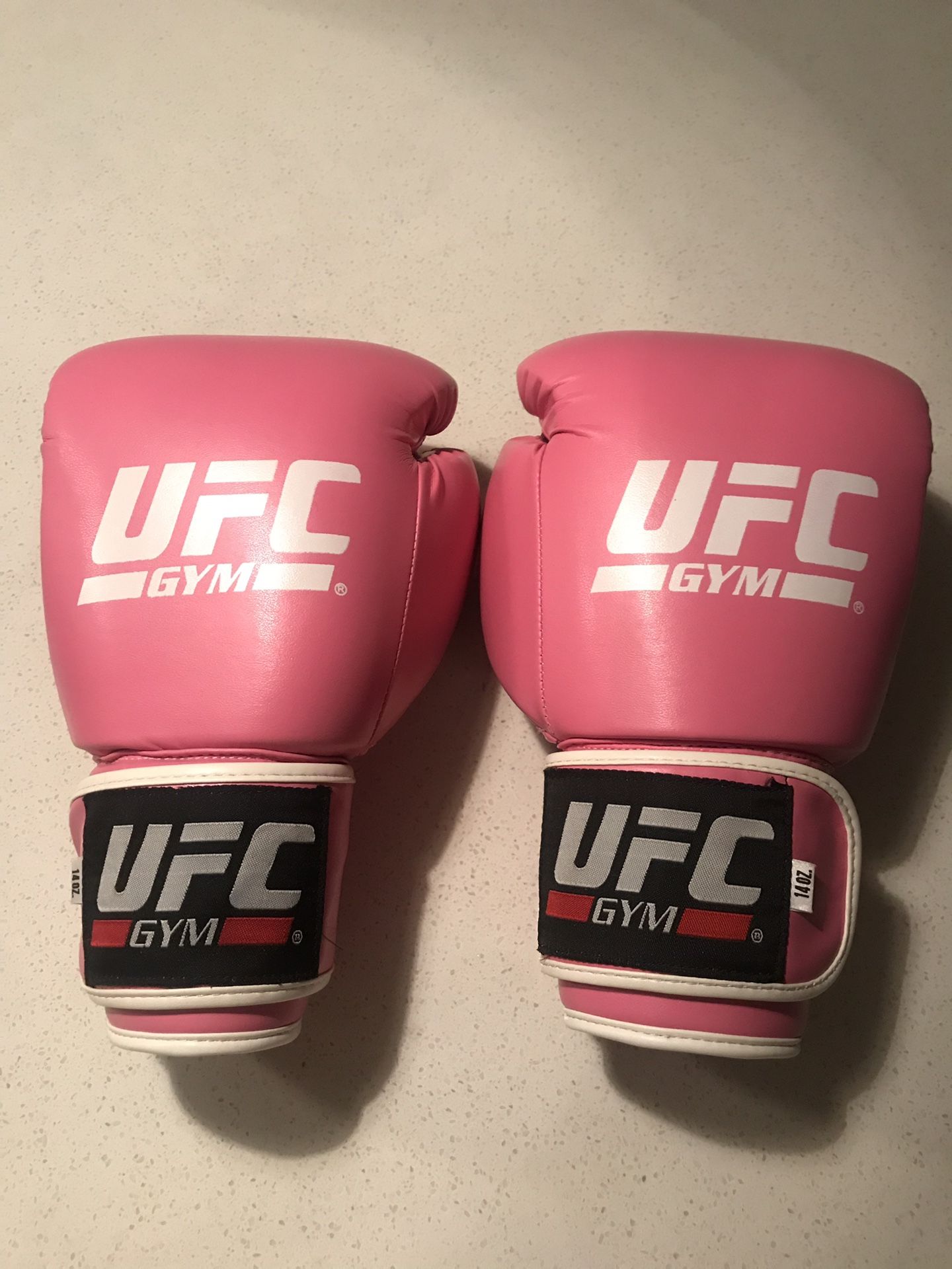 UFC Gym Gloves in Pink - New!