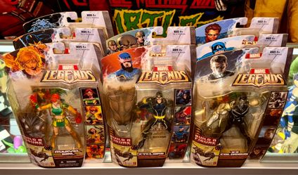 Marvel Legends BAF Queen Brood Build A Figure series Complete Set Girl Marvel Cyclops Colossus Black Knight Hydra Soldier Captain America Danger Bucky