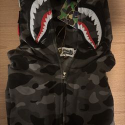 OBO Grey Bape Zip up Size M, xl