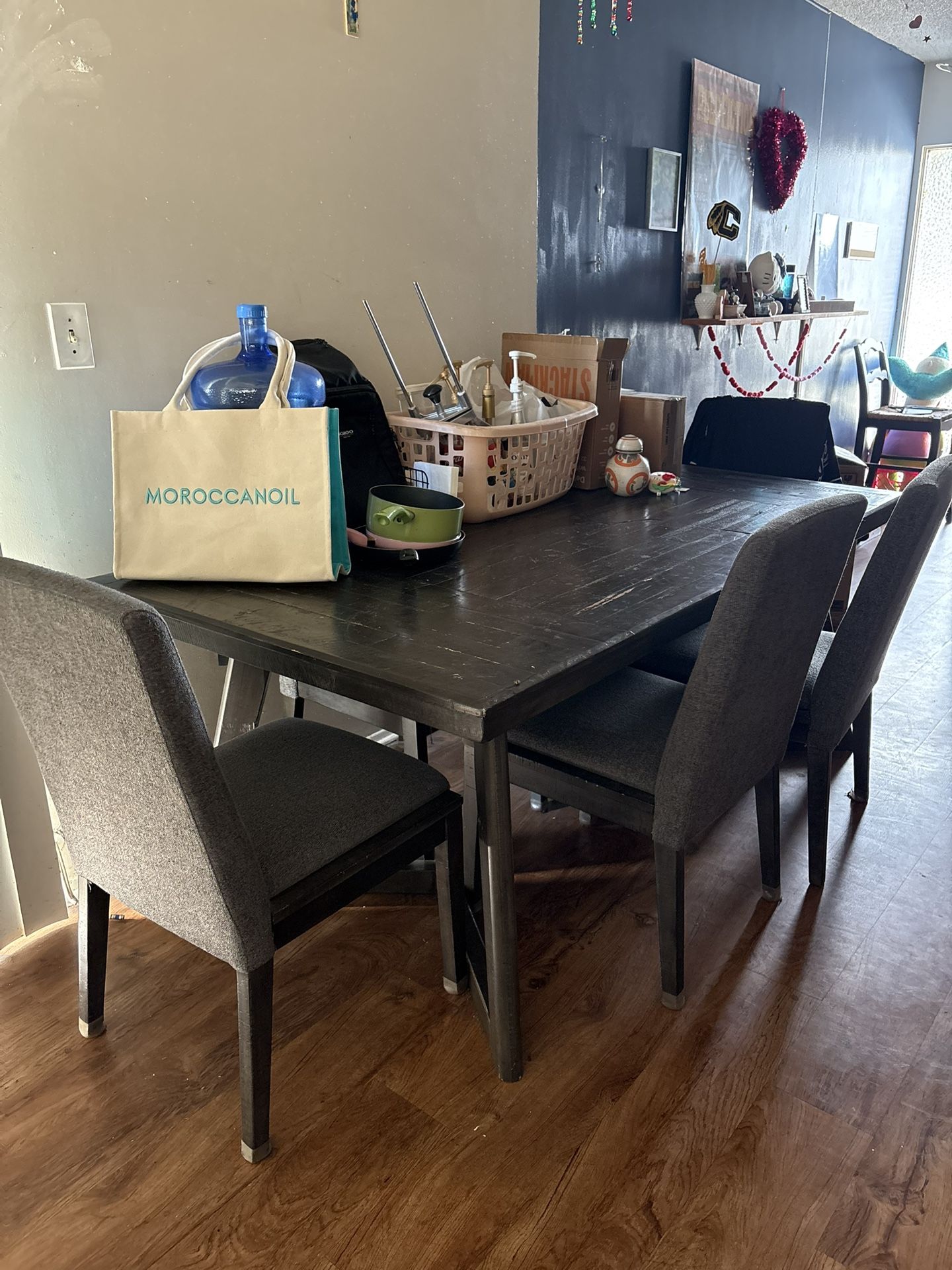 Kitchen Table 