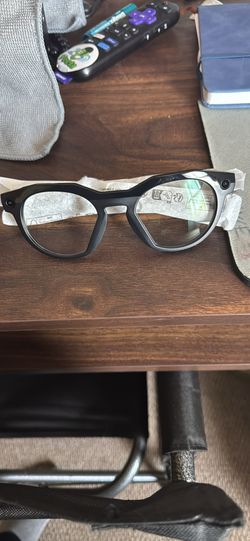 Oakley Meta HSTN