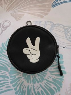 Disney Parks Mickey Mouse Peace sign bag charm keychain 2025 Disney Parks Mickey Mouse Peace Sign Black Bag Charm Keychain