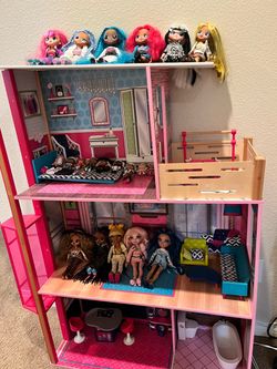 Doll house