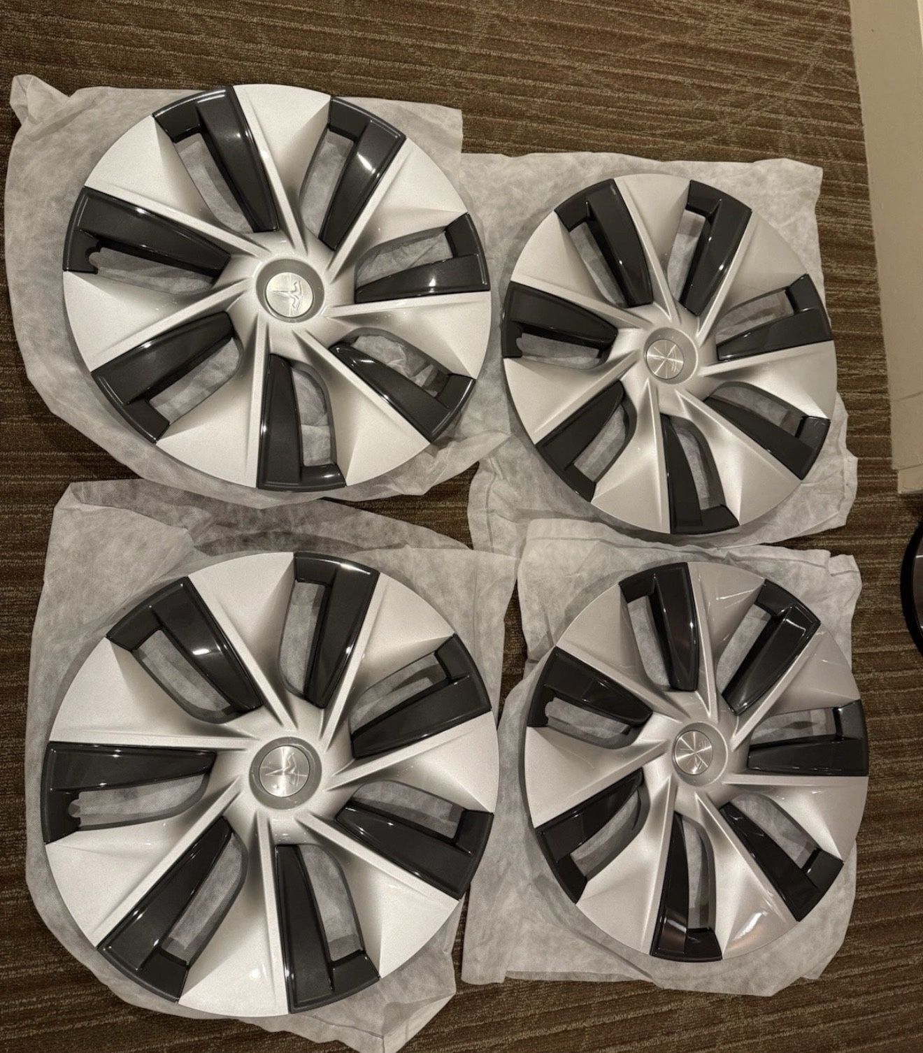 Tesla Model Y 19” Gemini Wheel Covers – OEM Style – Set of 4 – NEW