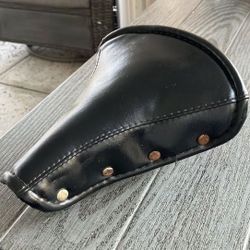 Period Correct Klunker Seat, 70s, 1970, Schwinn, Springer, Men’s, Vintage BMX, Needs A Little Cleaning, Comfort Seat, Buttons , Located In LaHabra 