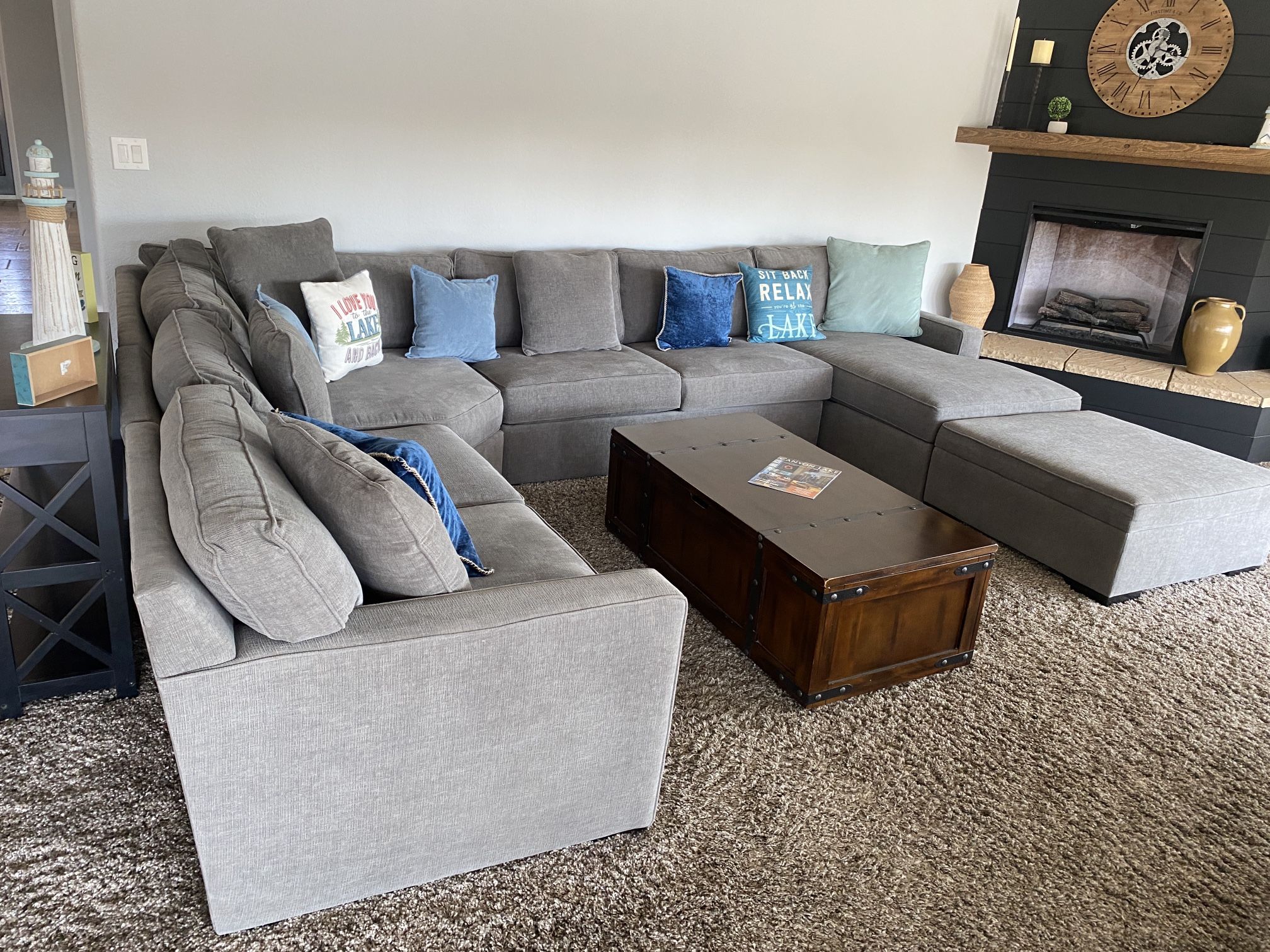 Grey Wrap Around Couch With Loveseat 