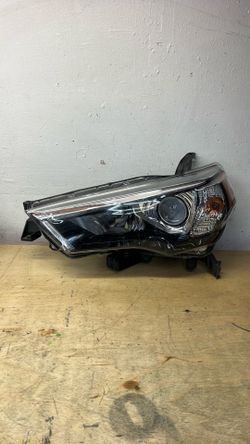 2014 to 2020 Toyota 4Runner driver side headlight