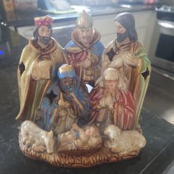 Ceramic Christmas Manger 🎄