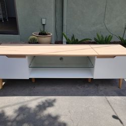 TV Unit 