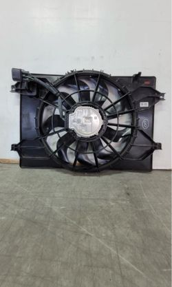 2022 KIA NIRO COOLING FAN OEM