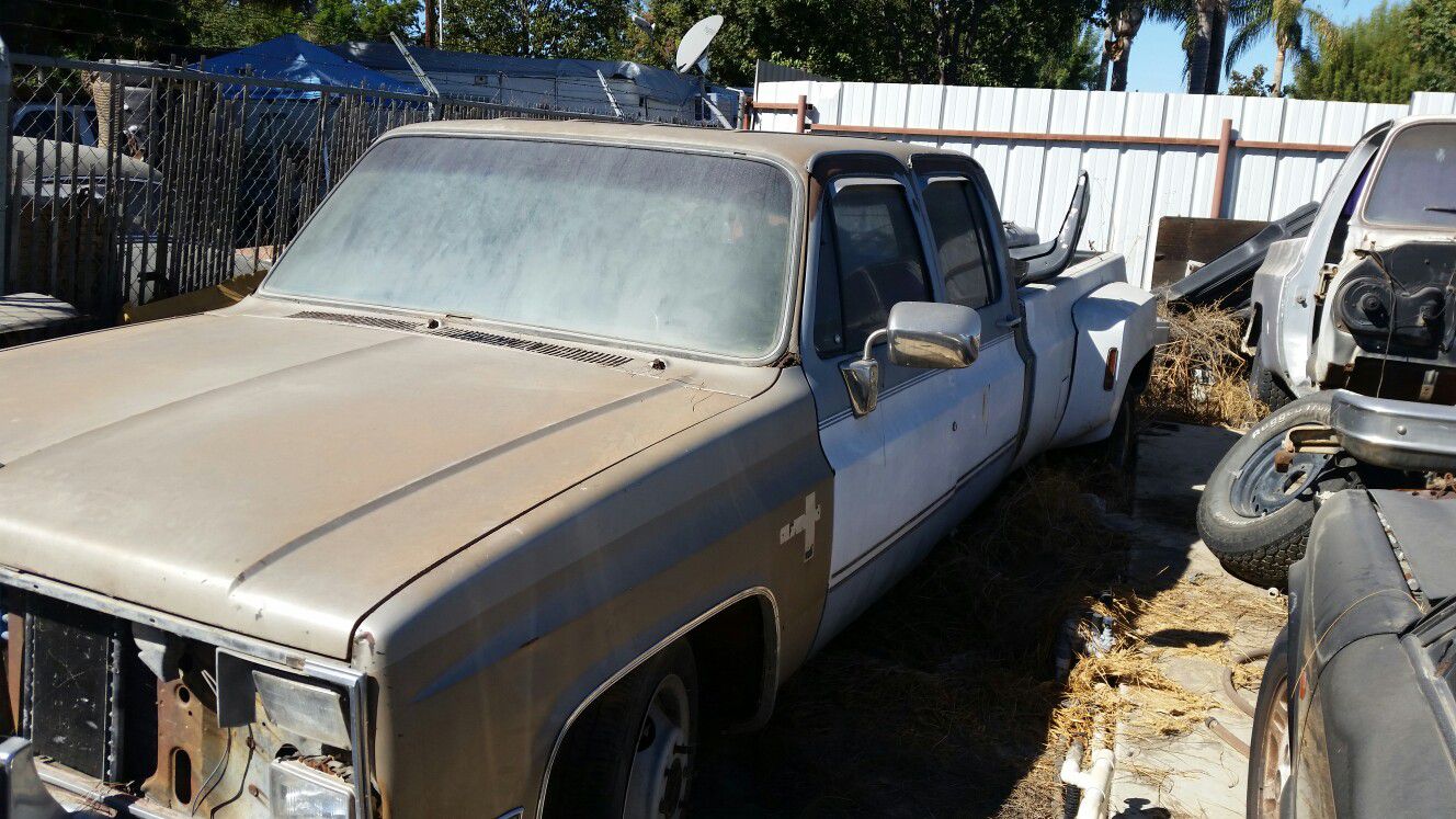 83 Chevy Crew Cab Dually Diesel