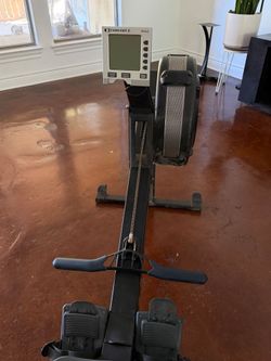Concept 2 Rower (RowErg) – Like New / Low Meters