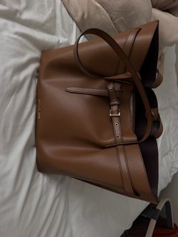 Michael kors tote
