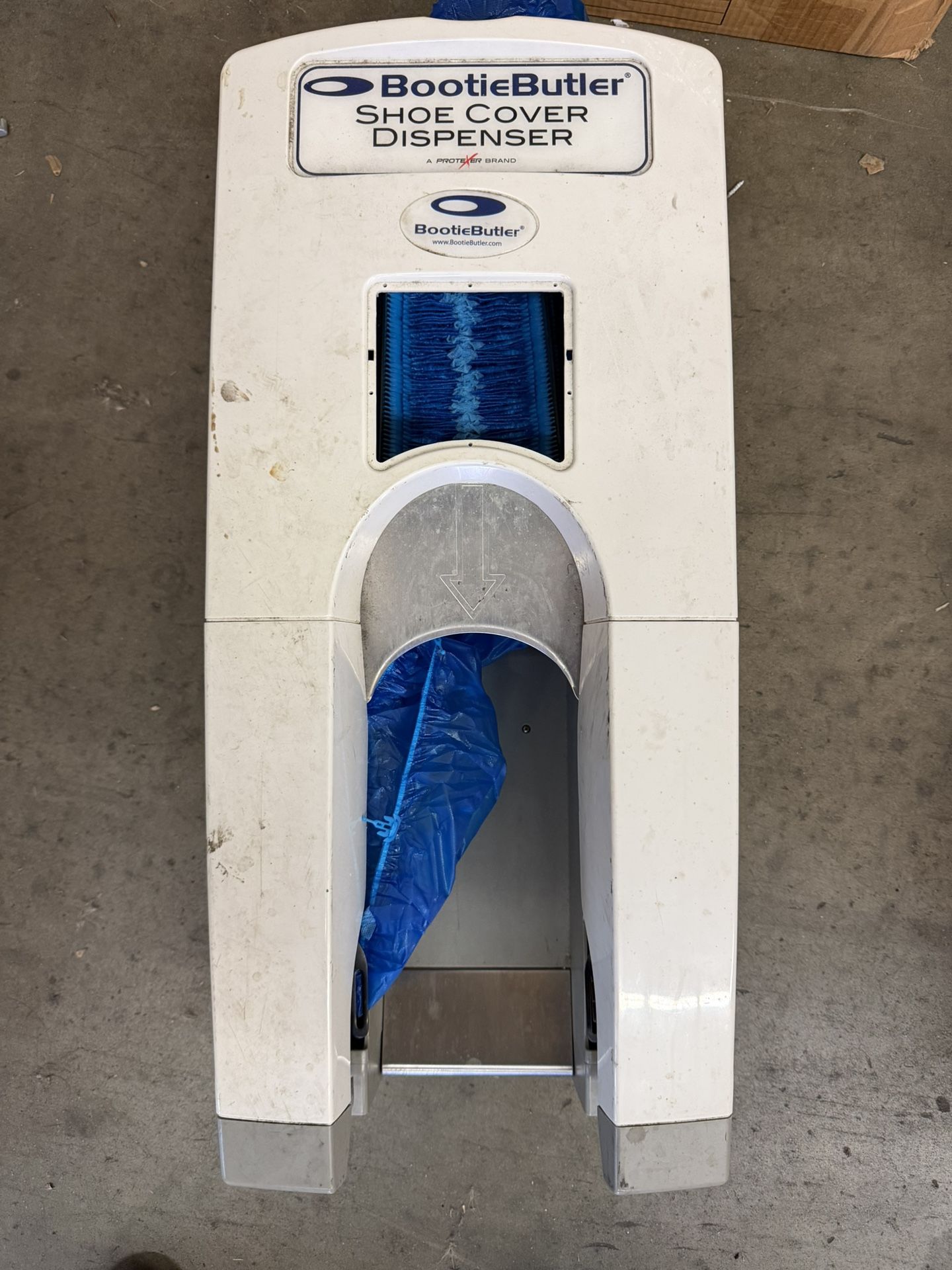 Shoe Cover Dispenser 