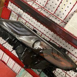 2023 Camry Driver Side Light 