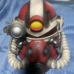 Fallout T-51b Limited Edition Nuka Cola Helmet