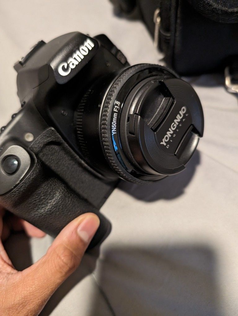 CANON 40D With 4 lenses, Bag, And CF To SD card Converter for Sale in