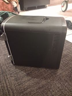 Mini fridge