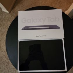 Brand New Unused Galaxy Tab S10 FE 5G 128G Storage