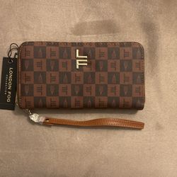 Brand New Women’s London Fog Wallet