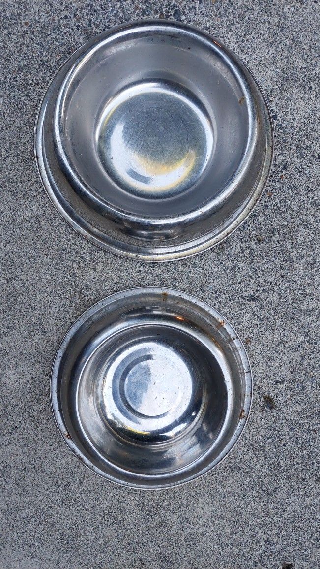 Metal Dog Bowls